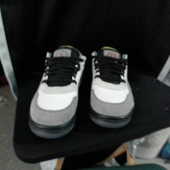 Jordan Retro PM 4s 9.5 Mens - Picture 2 of 5